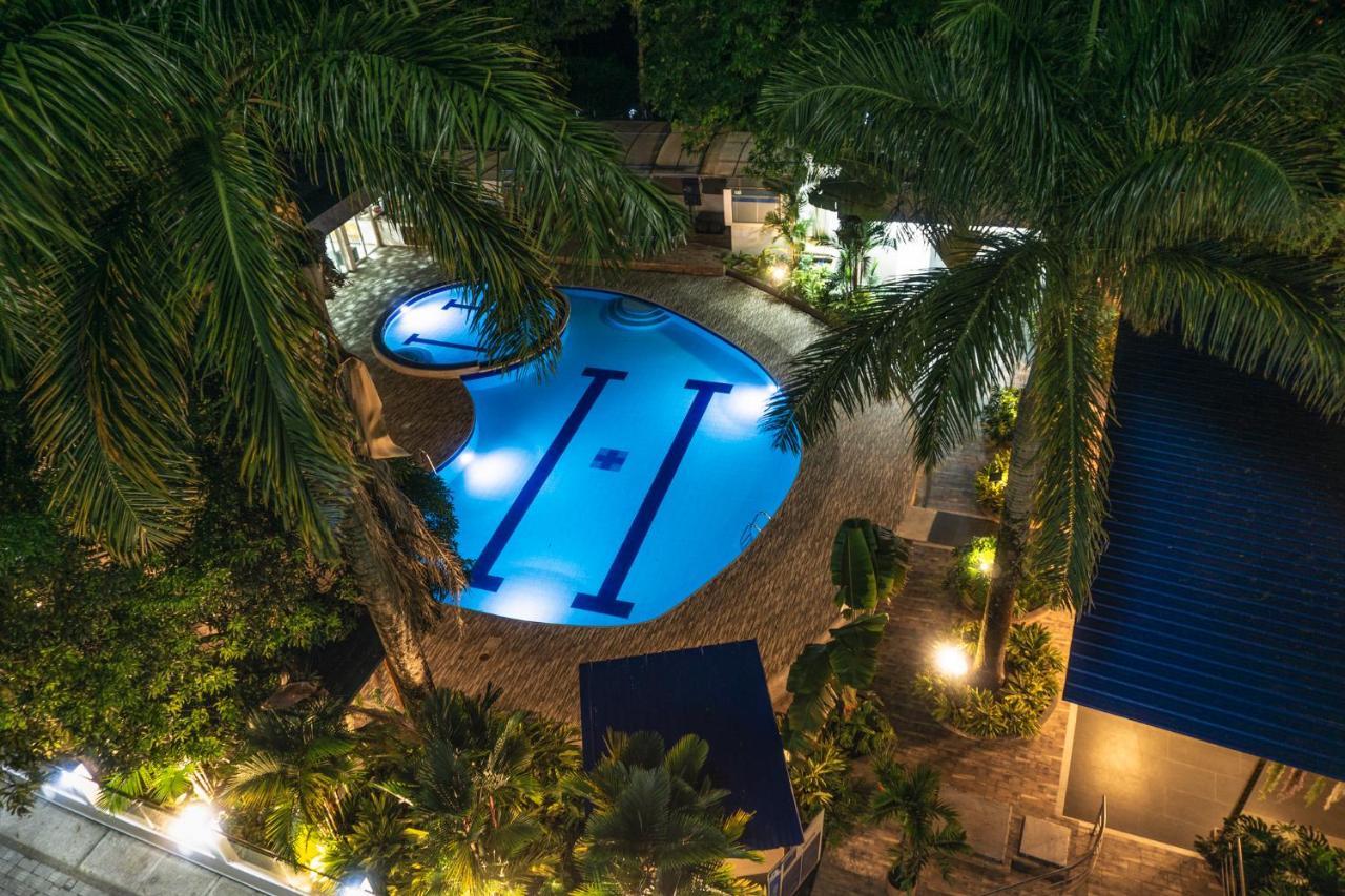Hotel Wayra Club Акасіяс Екстер'єр фото
